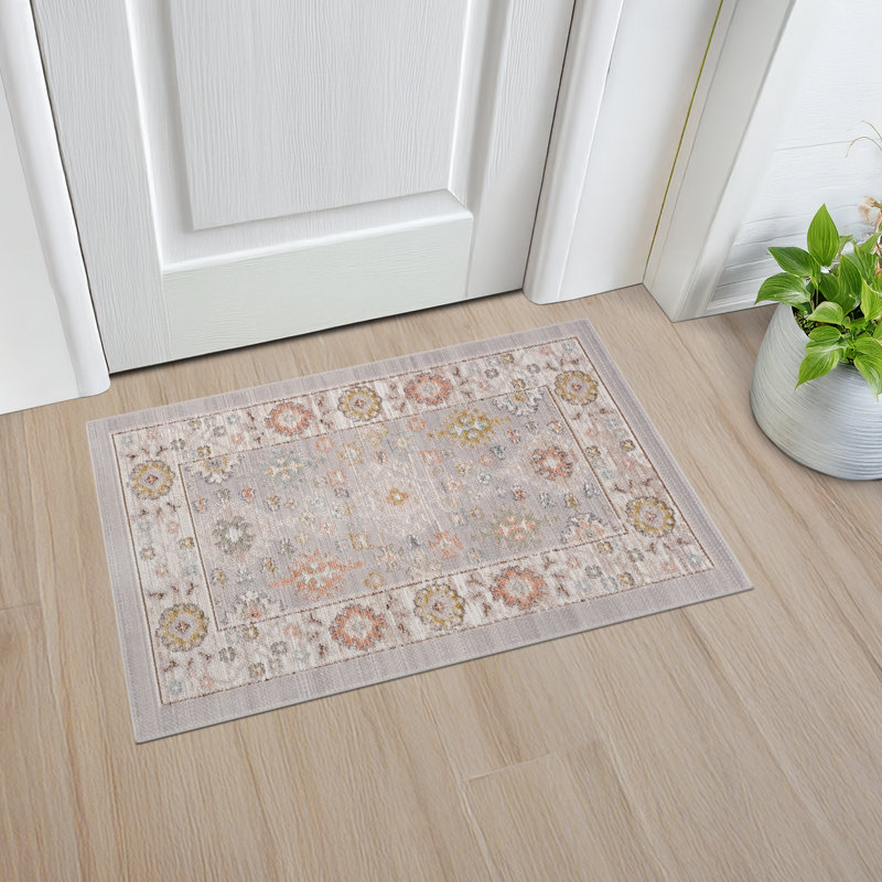 Tapis traditionnel crème en polyester Camilla, Rectangulaire 2 pi x 3 pi