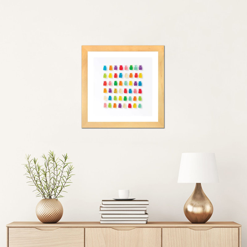 Reproduction de photo « Rainbow Bears » par Erin Summer, Blanc, H 16 po x l 16 po x P 1 po, Toile avec cadre en bois beige