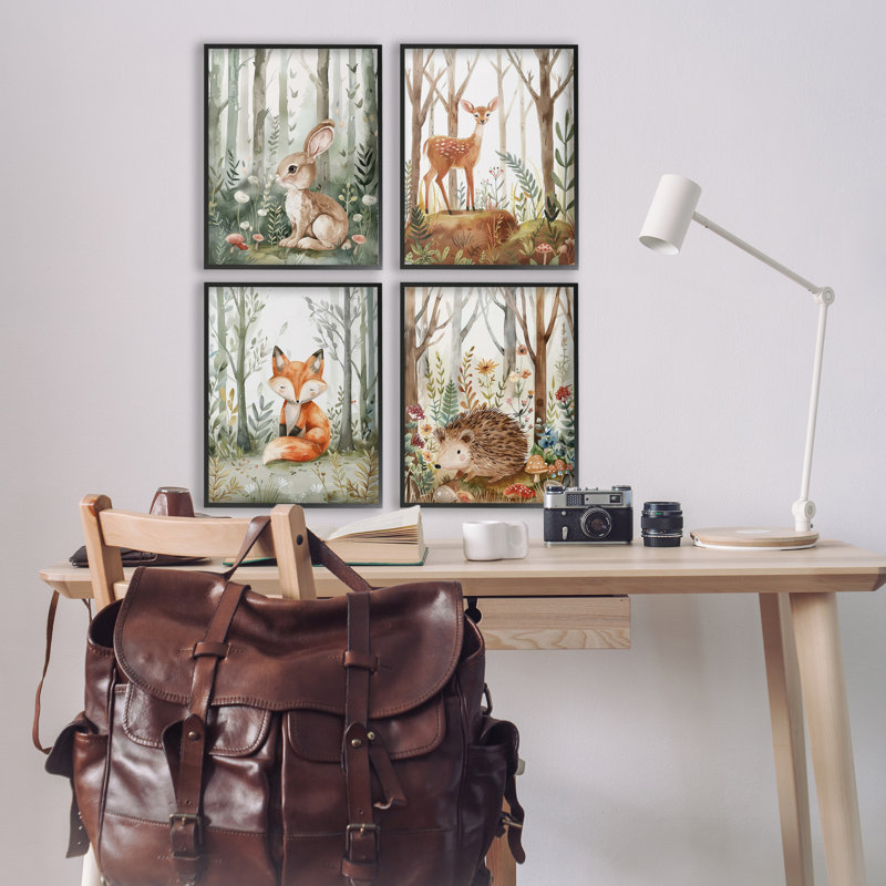  «Baby Animals in Woods», ensemble de 4 giclées par LSR Design Studio, H 20 po x l 16 po, Giclée encadrée noir minuit
