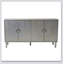 Armoire de rangement élégante et fonctionnelle à 4 portes avec pieds en pin et panneau de fibres à densité moyenne-227501642
