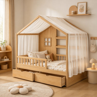 Lit simple avec rideaux transparents, garde-corps et rangement sous le lit