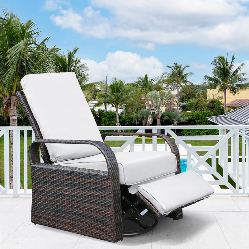 Outdoor Wicker Swivel Recliner Chair, Reclining Backrest, Lifting Footrest, 360° Rotating Basic, Water Resistant Cushions for Patio