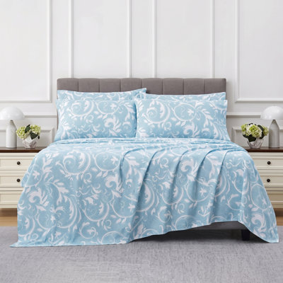 Ensemble de draps Arianne 4 pièces pour lit queen, literie en microfibre doublement brossée ultra douce, motif damassé bleu et blanc, infroissable, drap-housse à poches profondes
