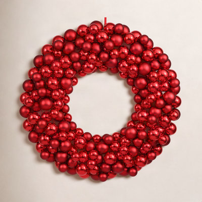 Couronne de boules brillantes et mates