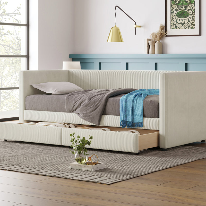 Lit de jour beige simple en velours côtelé avec tiroirs pratiques et lattes de bois stables - tissu de chambre à coucher, deux tiroirs, moderne et fonctionnel