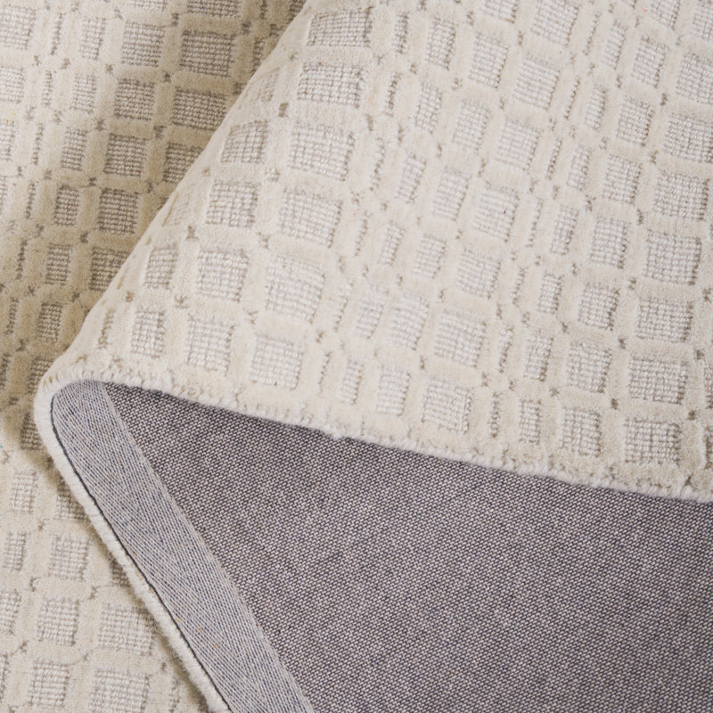 Keyonie Hand Loomed Wool/Cotton Geometric Rug in Ivory, Rectangle 5' x 8'