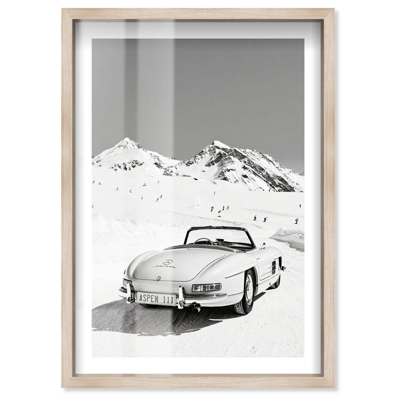 «300SL in Snowscape I Shadowbox» par Notoriart, H 37 po x l 25 po, Crème, crème