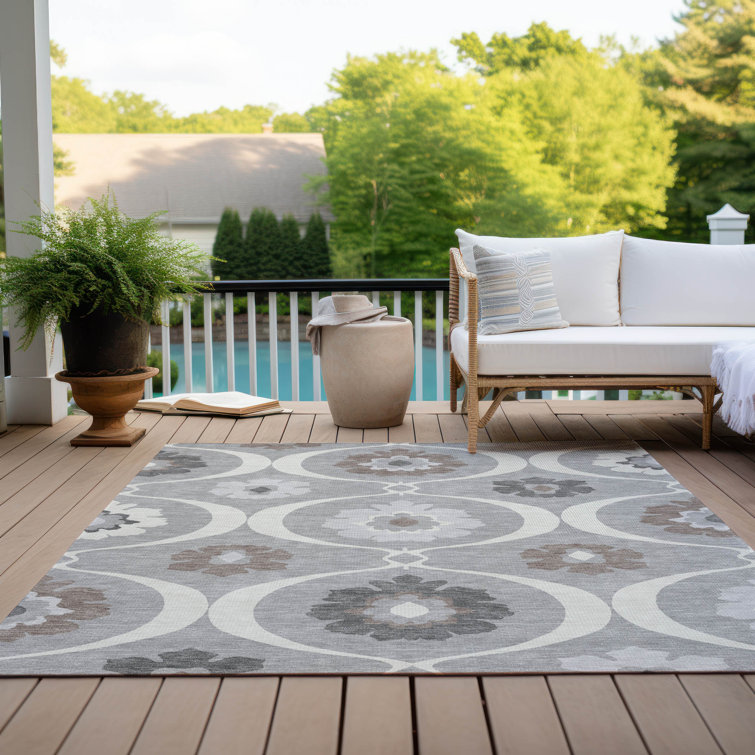 Malchow Area Rug