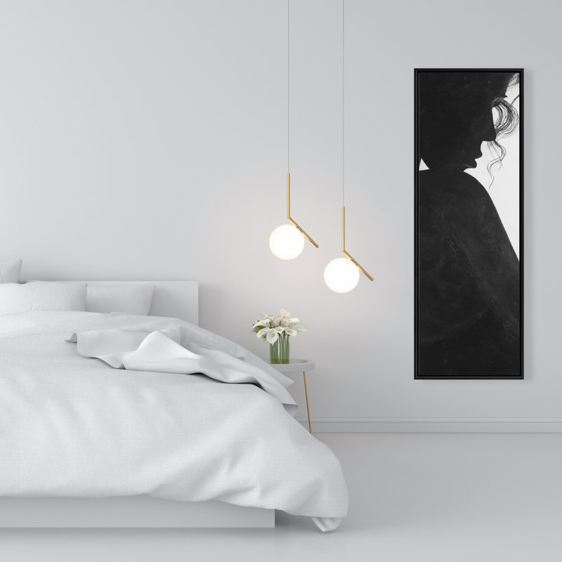 Toile de chambre grise beauté - décor femme chic avec bijoux
