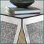 Table basse triangulaire inversée peu encombrante, table d'appoint en verre argenté pour petits espaces, facile à nettoyer
