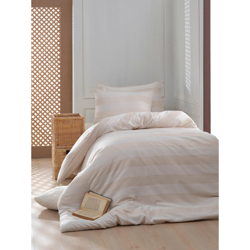 Quiltisse Bedspread with Pillowcases, Beige, Single XXL Bedspread + 1 Standard Pillowcase