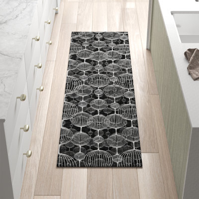 Mahaney Geometric Indoor Rug