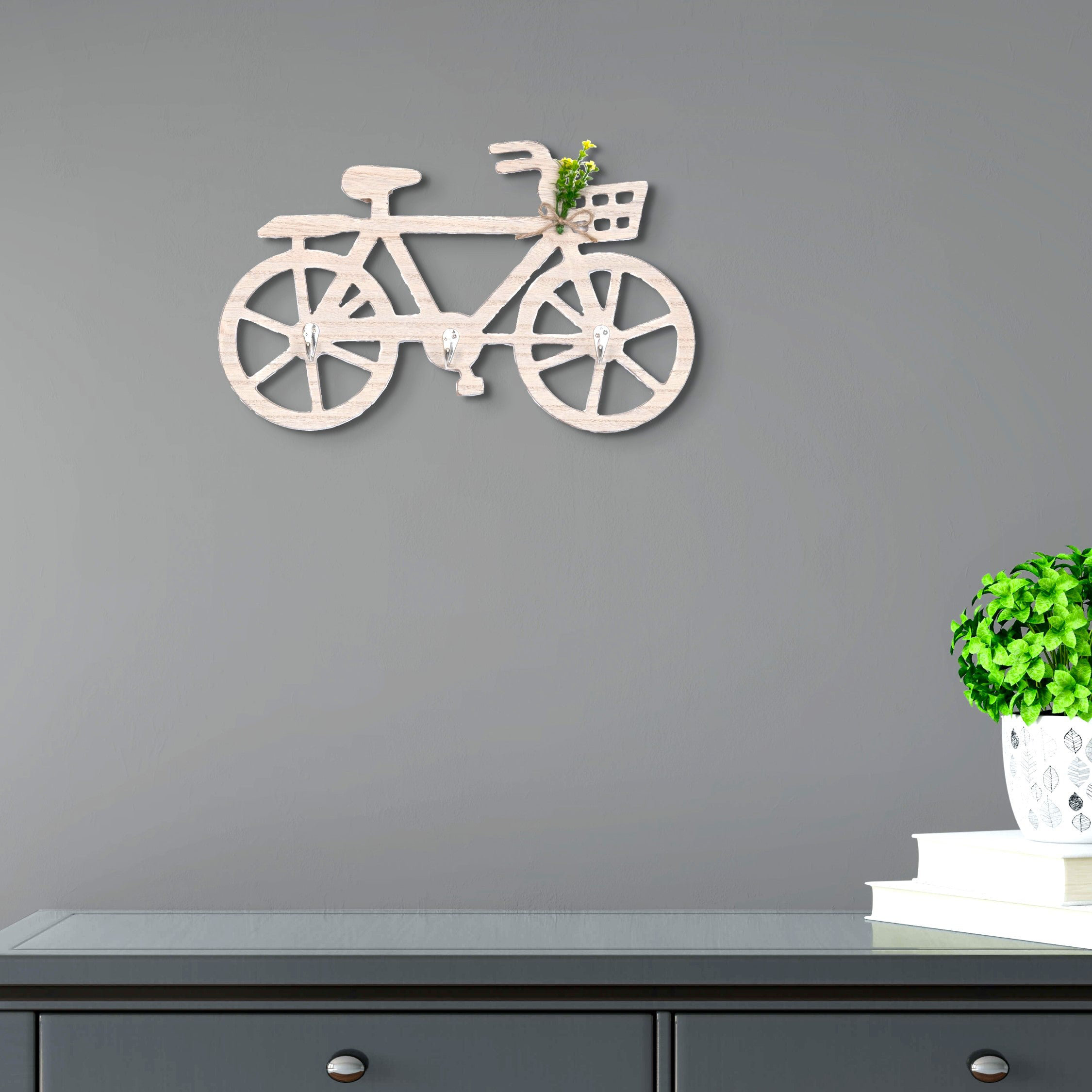 Gracie Oaks Sianney Farmhouse Wooden Cycle Key Wall Hanger Brown With