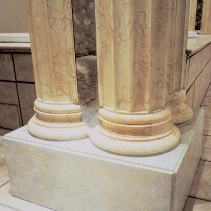 Colonne demi-ronde haute densité en polyuréthane apprêté blanc H 4 7/8 po x l 12 5/8 po x P 6 1/4 po