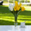 Fleur de tulipe artificielle dans un vase-468423631
