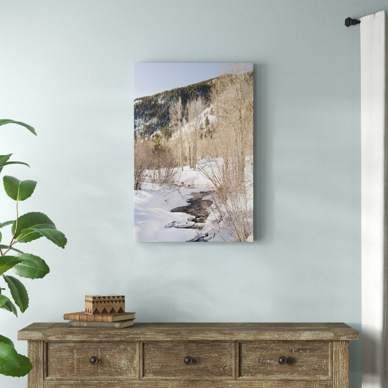 «Snow in the Mountains», reproduction de photo sur toile tendue