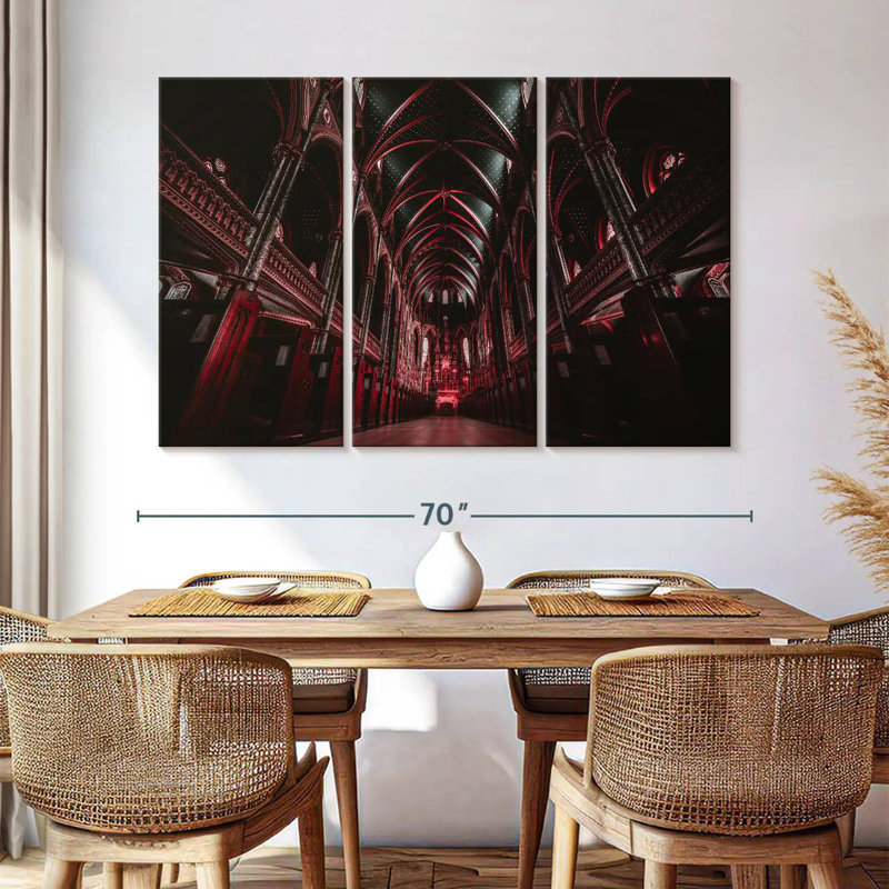 Architecture gothique effrayante, H 42 po x l 65 po