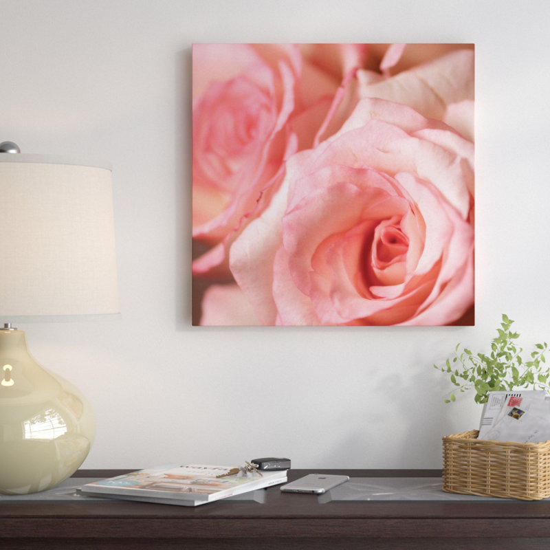 «Pink Rose II», reproduction de photo sur toile, H 37 po x l 37 po x P 1,5 po, Toile tendue, Pas de tapis