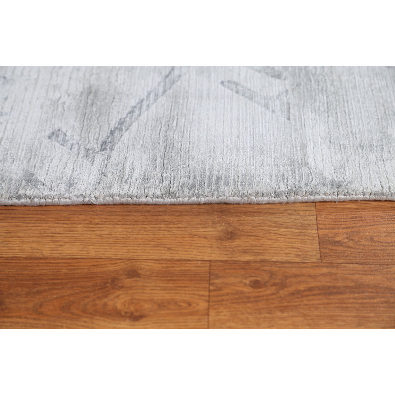 One-of-a-Kind 4'1" X 6'0" New Age Silk Area Rug in Grey