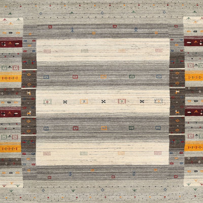 Ndayisenga Indoor Rug