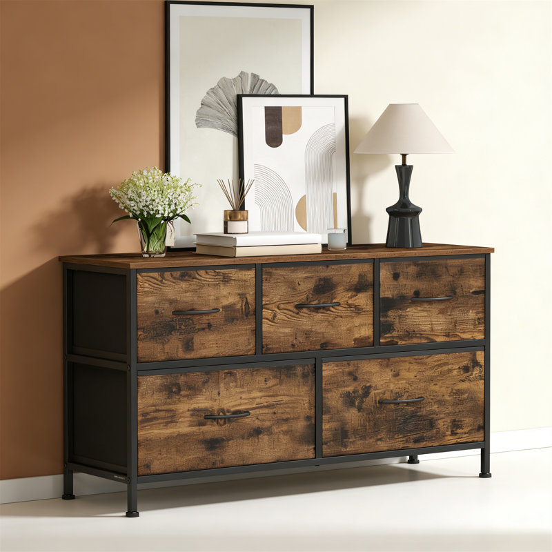 5 - Drawer Chest of Drawers
