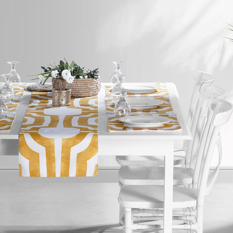 Cobyn 7 Piece Printed Cotton Table Runner and Placemats for Dining Room Set, Mecca Gold