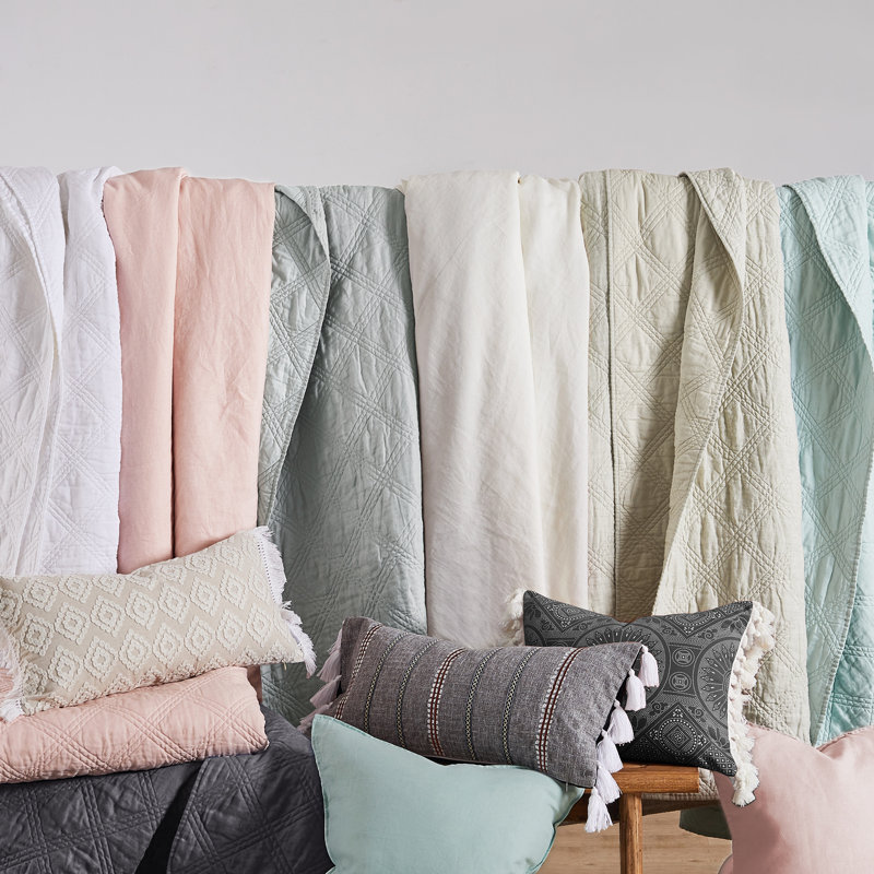 Washed Linen White King Quilt