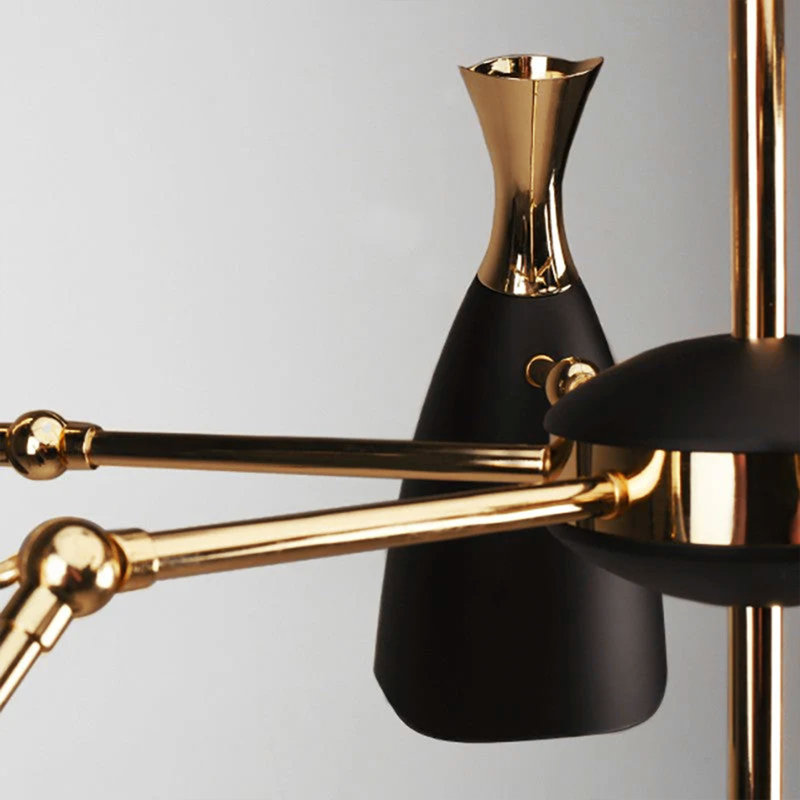 August Lamp