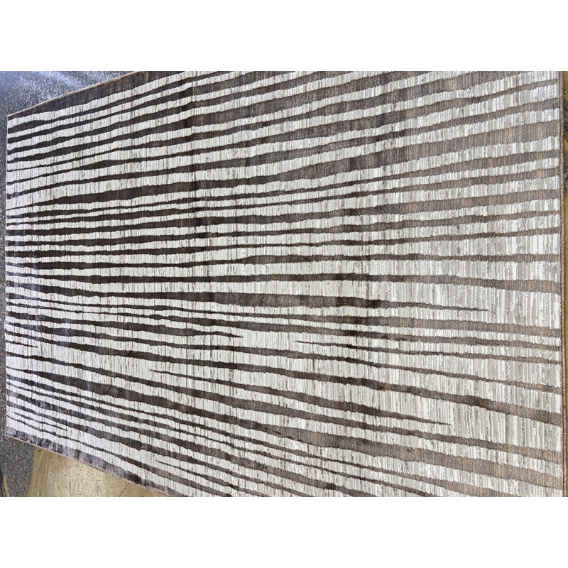 KAI 210, Rectangle 10' x 13'