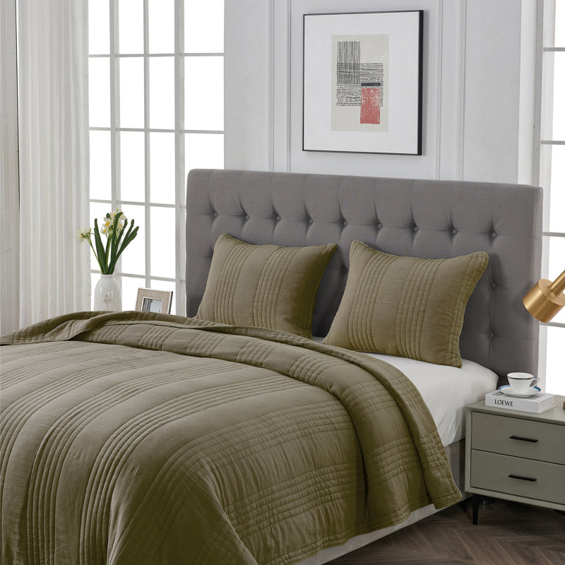Kosovo Grimshaw 100% Cotton Quilt Set, Queen Quilt + 2 Standard Shams, Olive Green