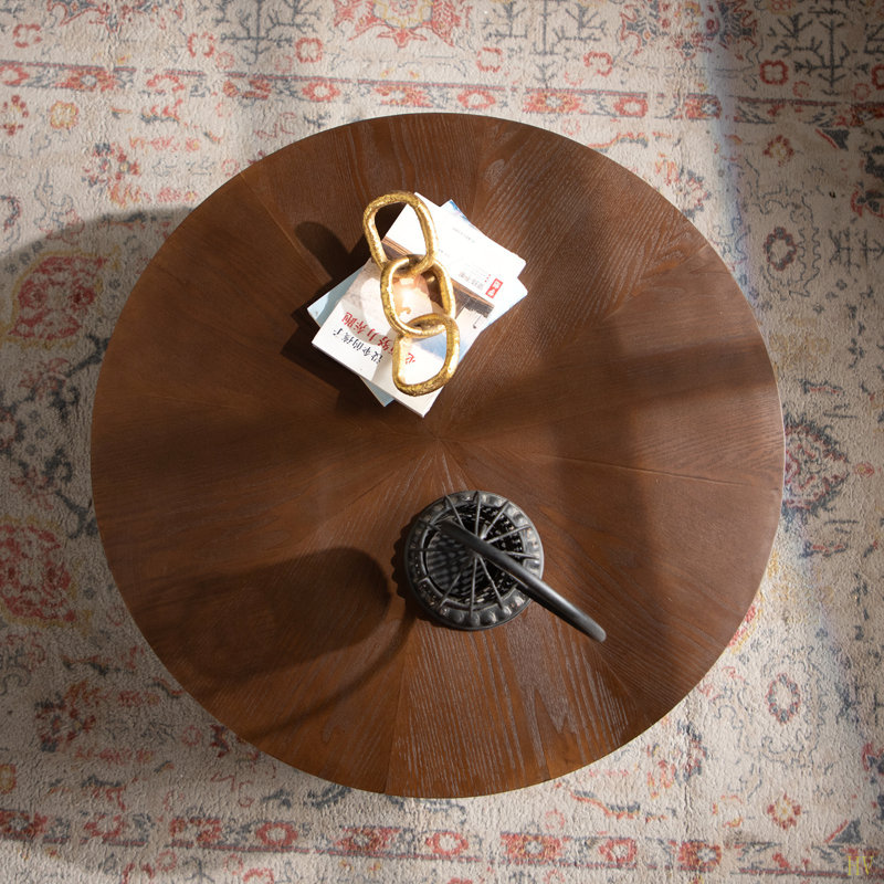 Table basse ronde en bois fabriquée à la main en relief à piédestal robuste pour le salon, sans assemblage