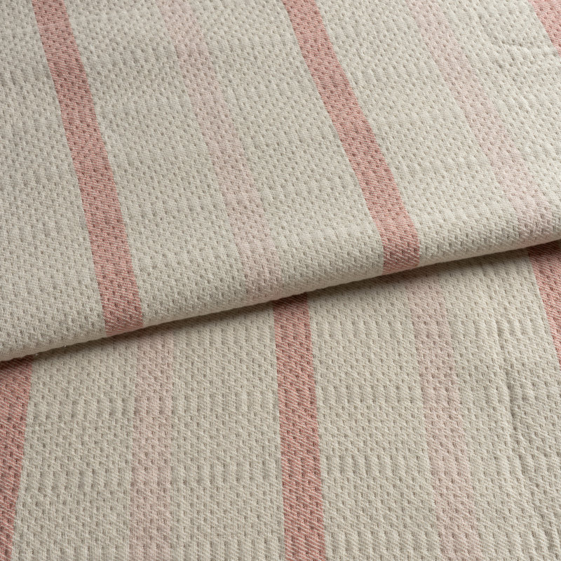 Couverture à rayures rose Lowen, 91" L x 96" W, Pink