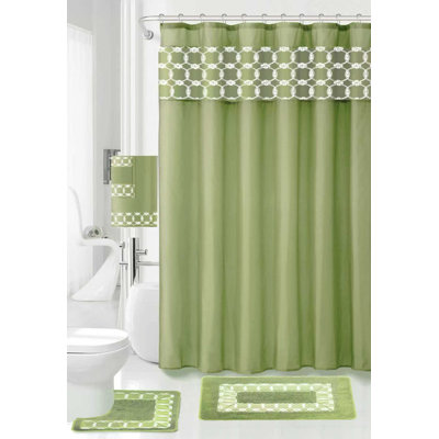 Chanee 18 Piece Embroidery Bath Set + Hooks