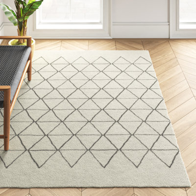 Cathryn Smooth low pile Cream/Grey Rug