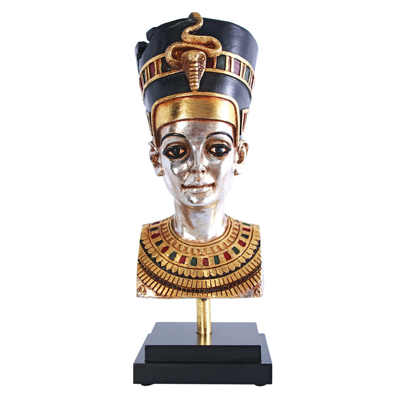 Kristopher Queen Nefertiti Bust on Museum Mount