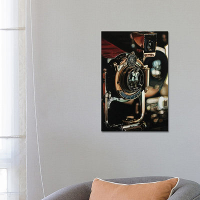 Zoom 1 Piece Wrapped Canvas Wall Art