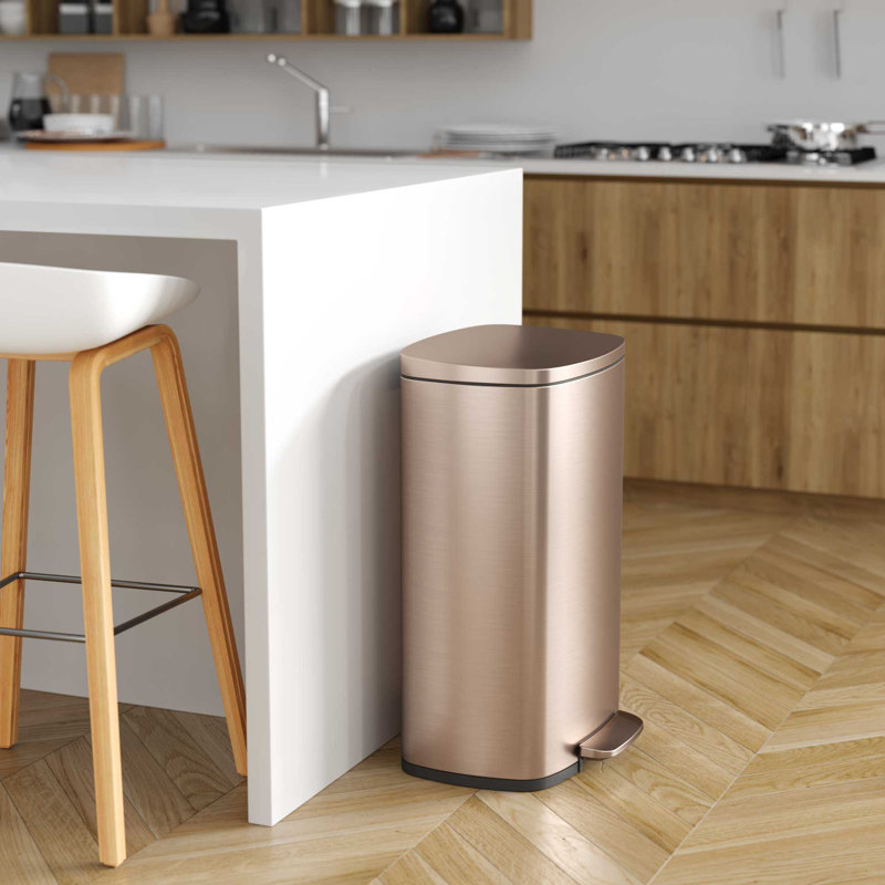 Poubelle à pédale en acier inoxydable 13 gallons SoftStep, Or rose