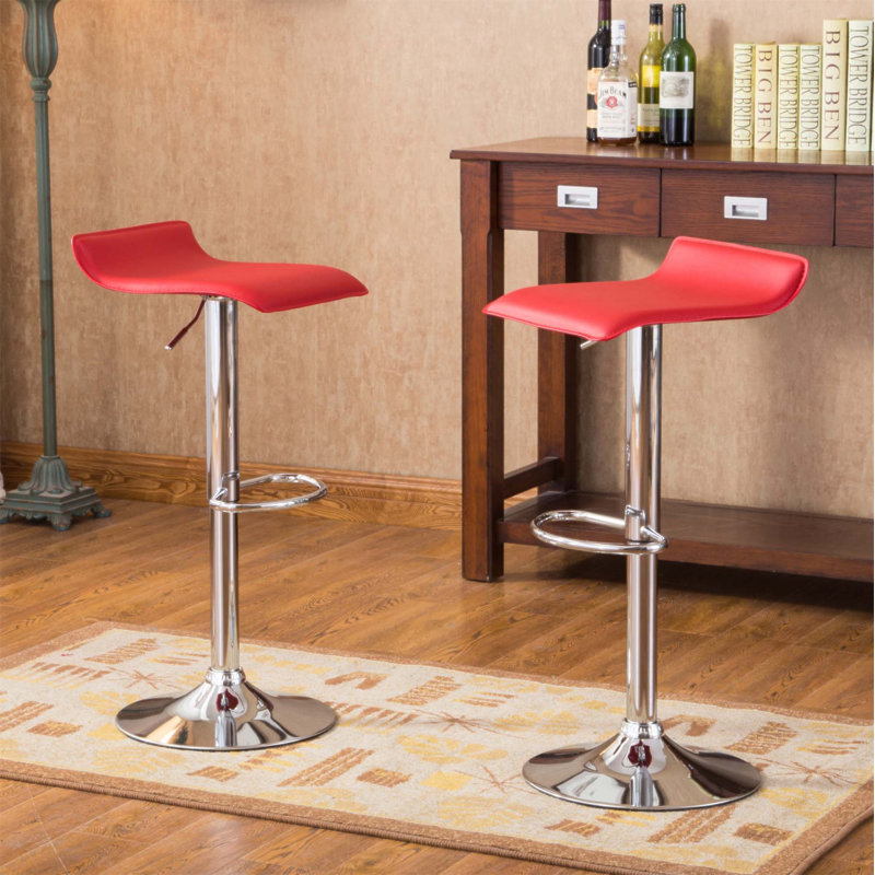Tabourets pivotants réglables contemporains en chrome avec sièges en similicuir, ensemble de 2, Rouge