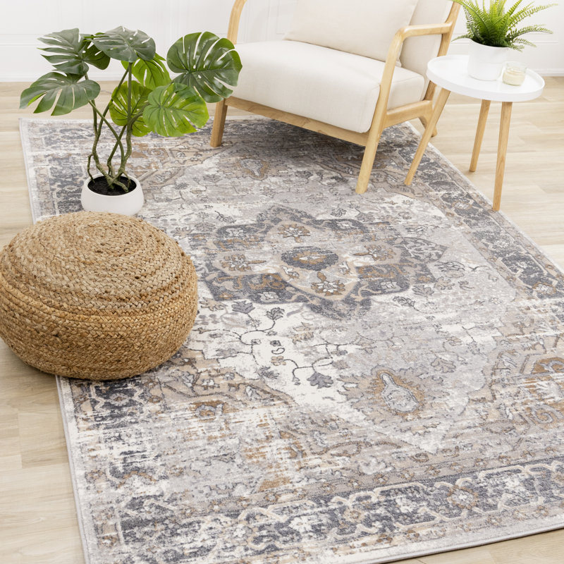 Brooklinn Oriental Power Loom Area Rug, Rectangle 3'11" x 5'11"