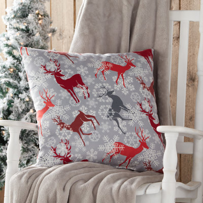  Reindeer Polyester Throw Pillow