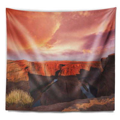 Tapisserie «Landscape Horse Horse Bend sous Cloudy Sky»