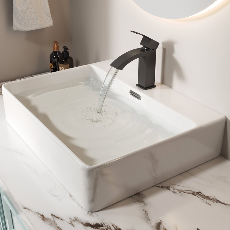 Robinet de lavabo de salle de bain à poignée simple certifié JPC 6,68 po Jesse, Noir mat