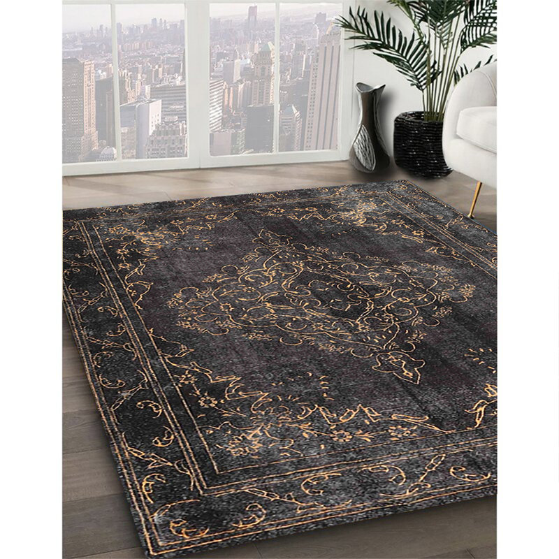 Cliftina Oriental Indoor Rug, Round 5'