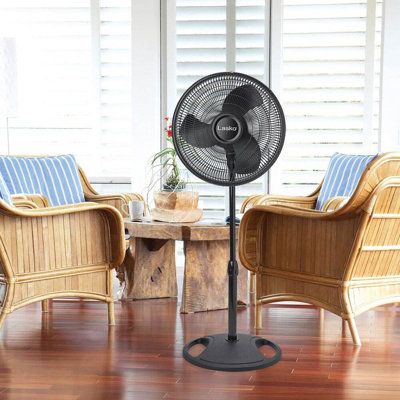 Ventilateur sur socle oscillant et inclinable 16 po Lasko, blanc (paquet de 2)