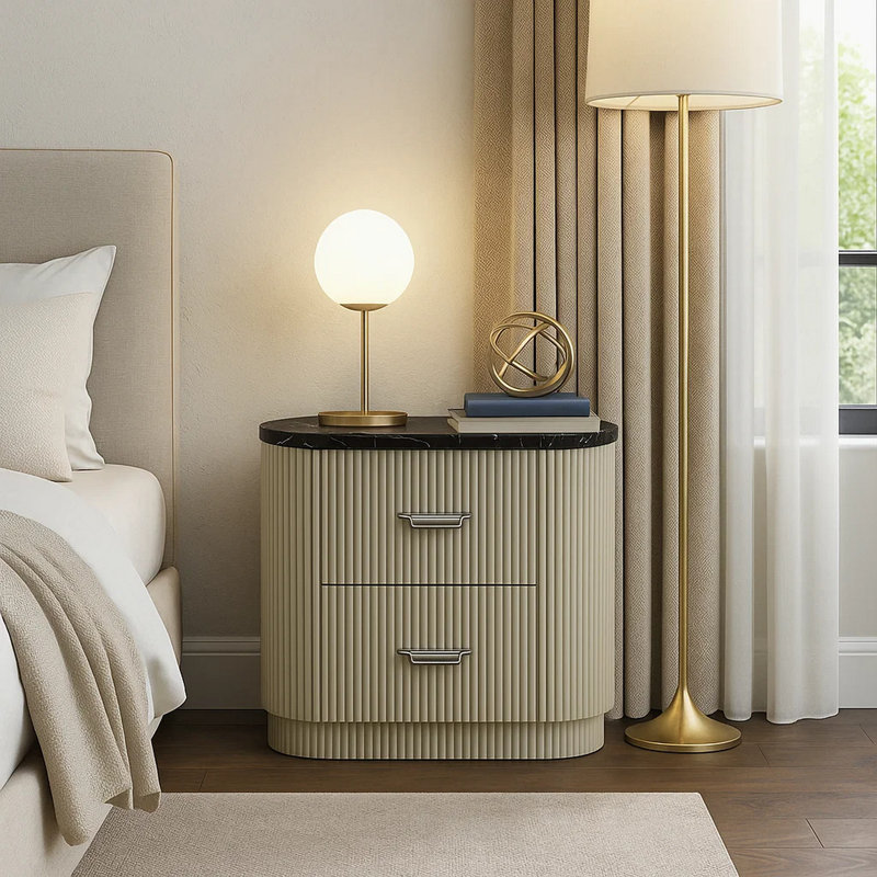 Table de chevet Trex, 2 tiroirs à roseaux avec plateau ovale en faux marbre noir, beige