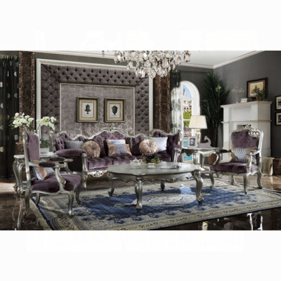 Canapé traditionnel Obed avec détails sculptés et 8 coussins décoratifs Obed