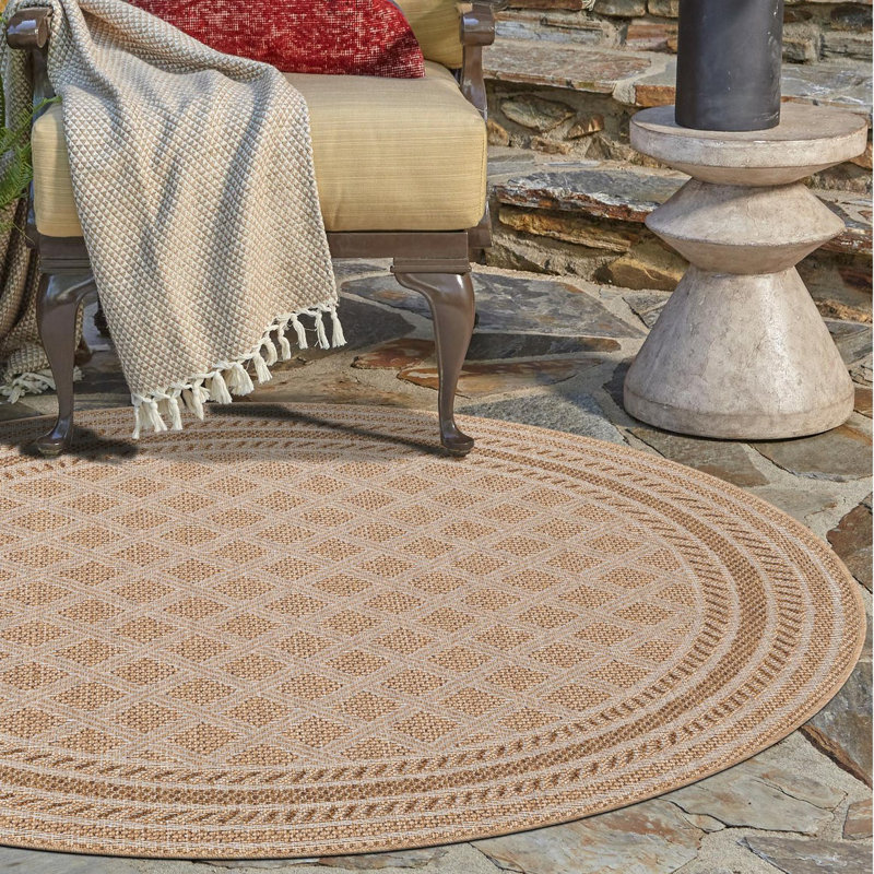 Indoor/Outdoor Trellis Area Rug, Round 10'