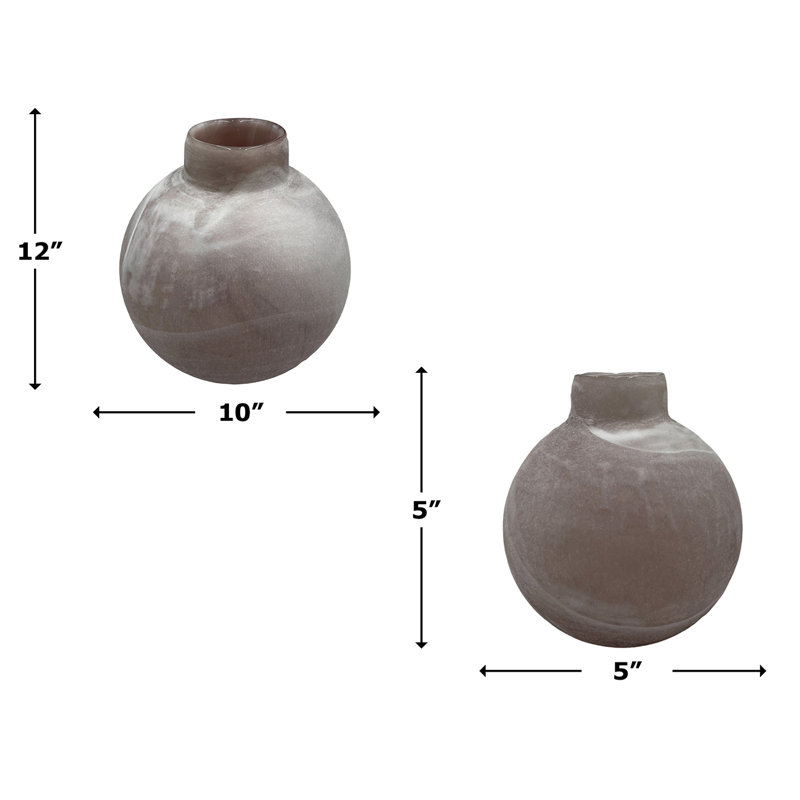 Ensemble de 2 vases décoratifs en verre opalin