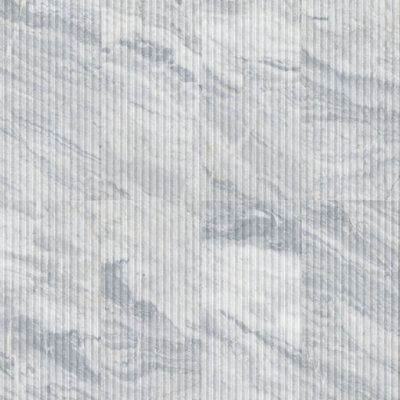 Carrelage mural en marbre concave cannelé adouci Flutelle Terra Bella 30,5 cm x 61 cm