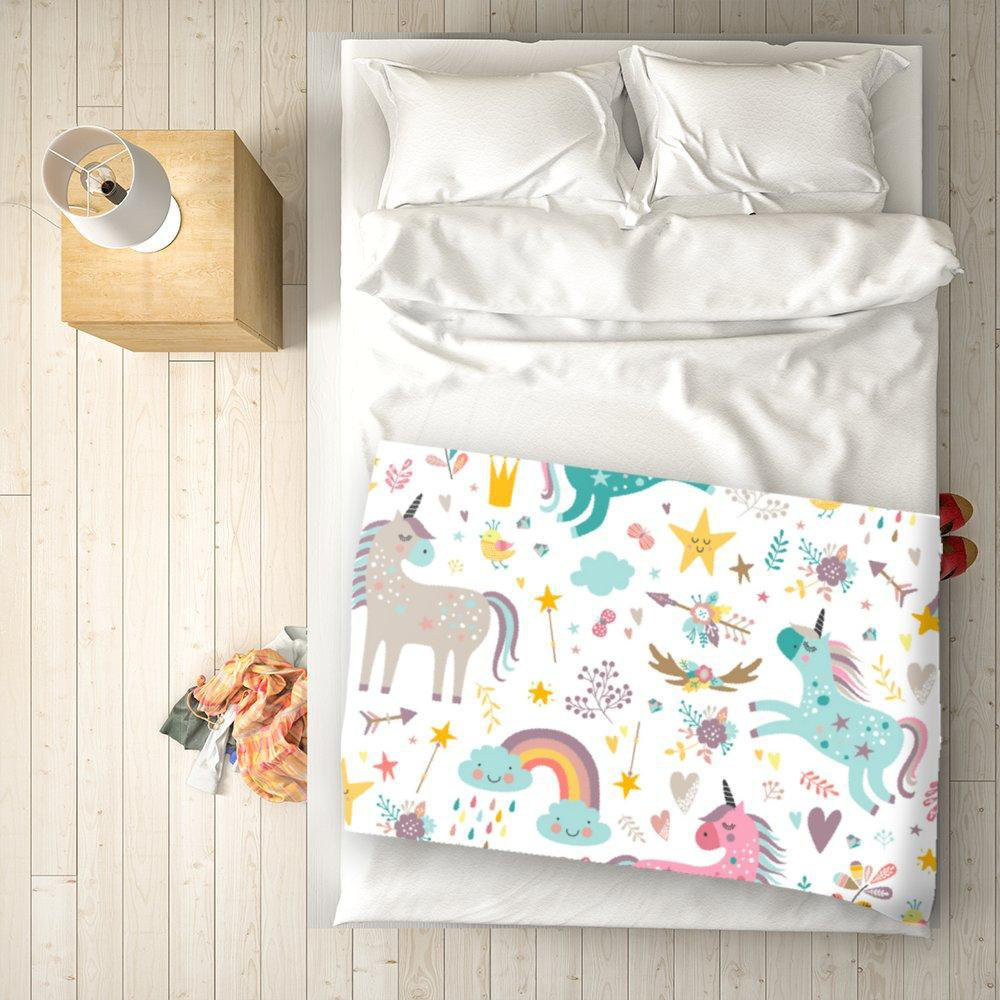 Leamon Unicorn and Rainbows Throw